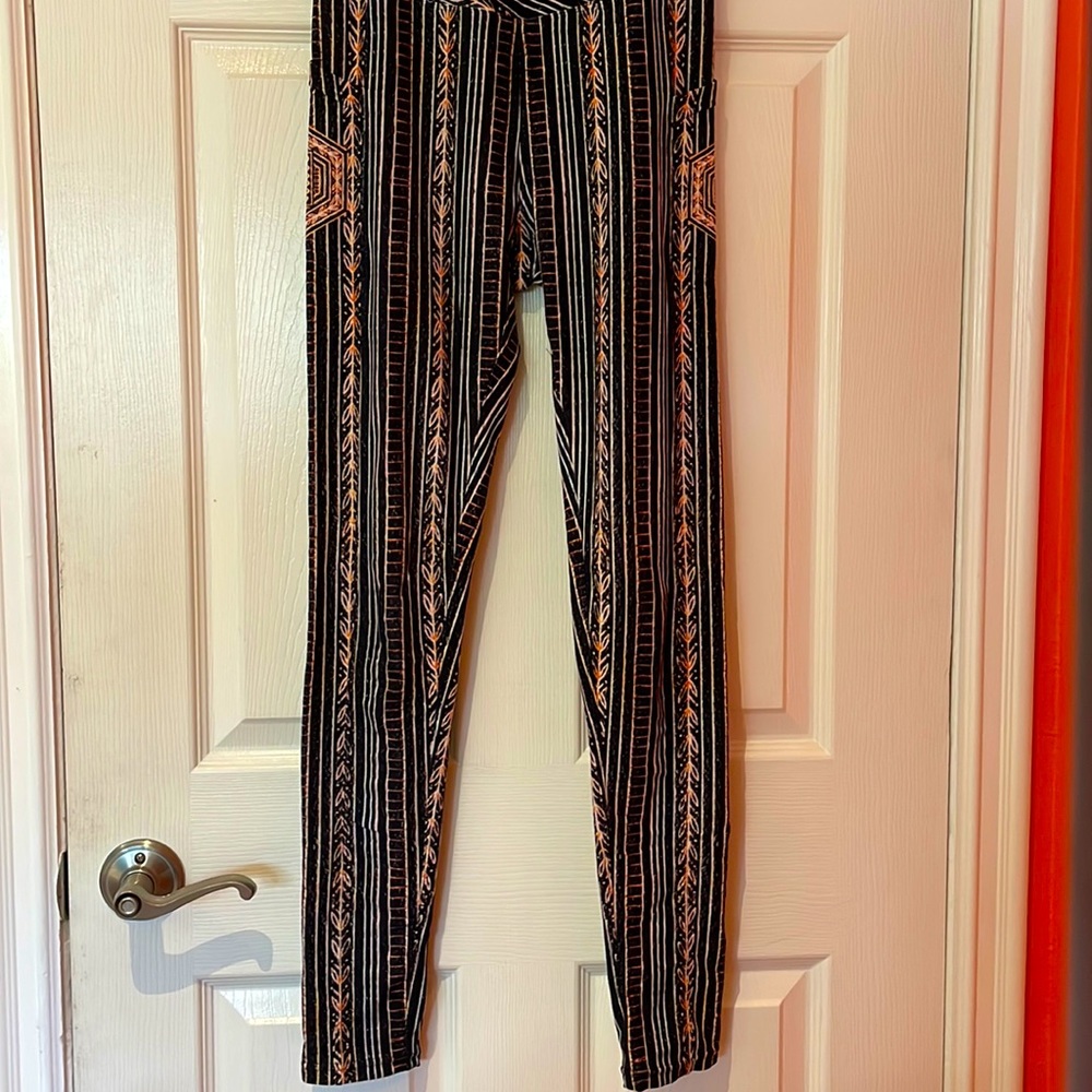 Wolven Yoga Pocket Leggings